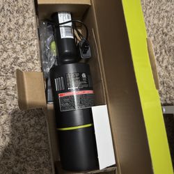 Handheld Vacuum / Aspiradora de mano