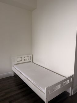 Ikea Toddler Bed With Mattress