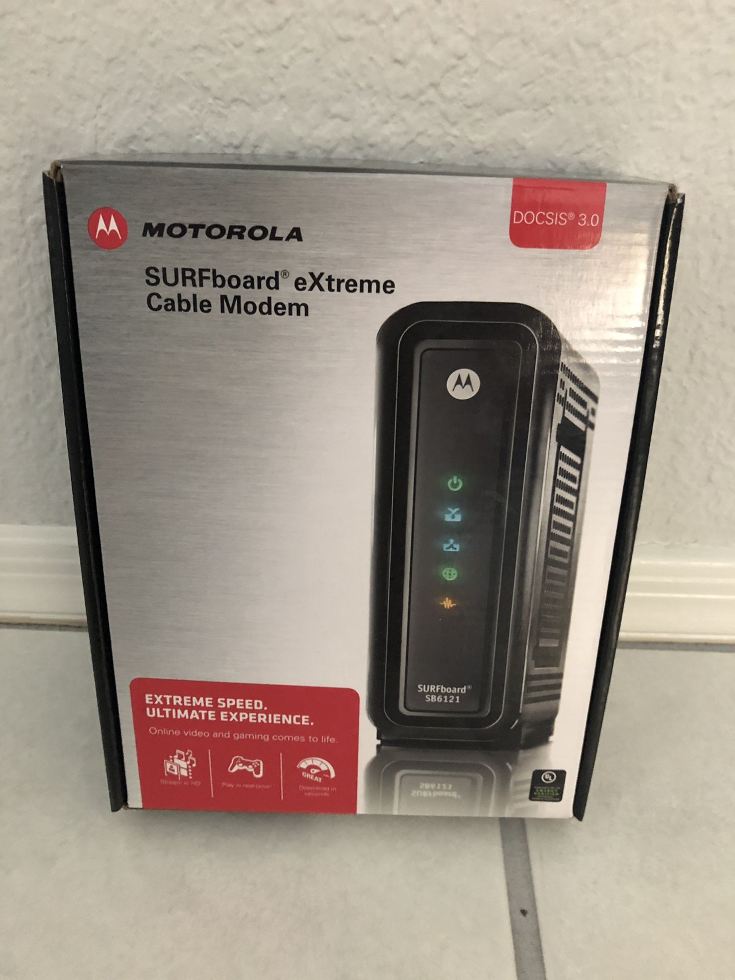 Motorola SURFboard eXtreme Cable Modem DOCSIS 3.0 SB6121