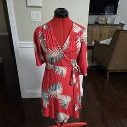 Forever 21 Floral Wrap Dress. Size S