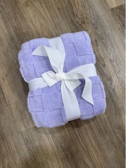 Purple throw blanket