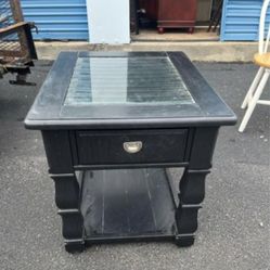 Black side/end table (needs cleanup-as pictured ) 24t x27d x23w