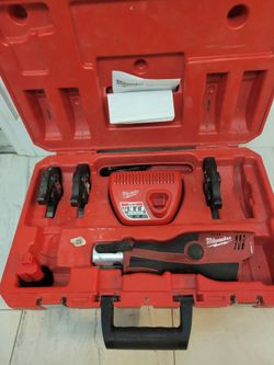 Milwaukee M12 FORCE LOGIC Press Tool Kit 2473-22