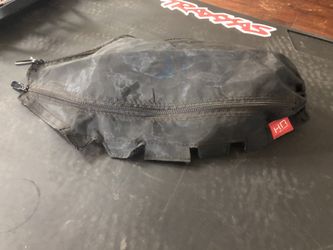 SLASH 4x4 LCG Hot Racing dust cover