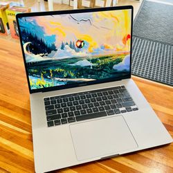 Apple Macbook Pro 2019 16” i9 - 8Core - 64GB DDR4 - 8TB SSD - 8GB RADEON PRO 5500M