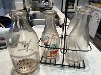 Vintage Glass Milk Bottle Set (4 Bottles & Metal Wire Carrier)