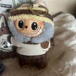 BRAN NEW LABUBU DOLL.