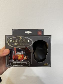 Cocktail Skull 3D Ice Mold With Funnel