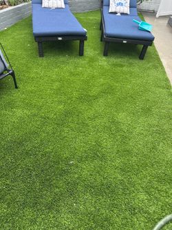 Pregra 80 oz Platinum Artificial Turf