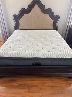 Like New Beautyrest PressureSmart 2.0 King Size Mattress