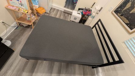 Queen bed