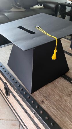 Graduation Cap Card Box with yellow tassel