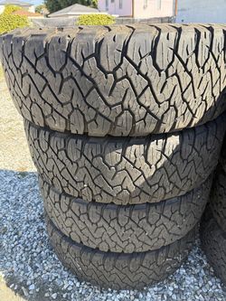 275-70r18 Bfgoodrich  ko3 tires en Excelentes Conditiones de Vida las 4