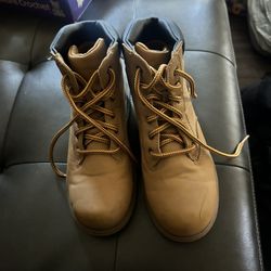 Kids Boot Size 3y