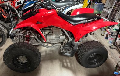 2011 HONDA TRX 250 EX *EXCELLENT CONDITION *
