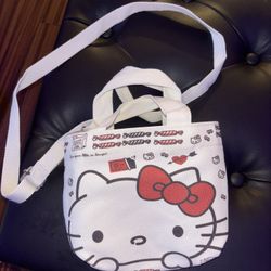 Hello Kitty By Sanrio 