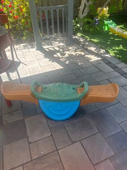 Little Tikes / Toddler Seesaw