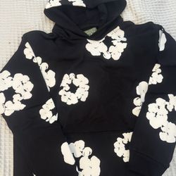 DEMIN TEARS BLACK N WHITE