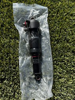 Rockshox Deluxe Select+ 160mm Shock
