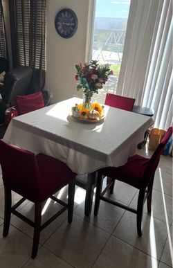 Dining room table set
