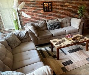 Sofa set