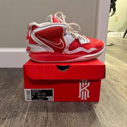 Kyrie Infinity “University Red” TB