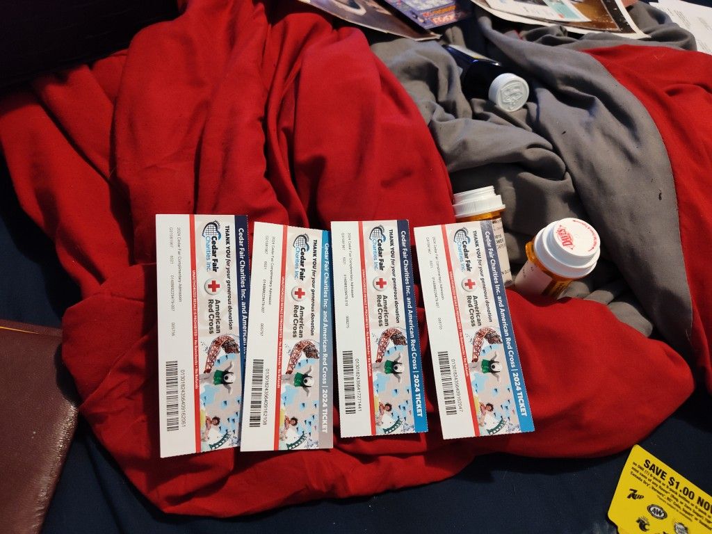 CEDAR POINT TICKETS