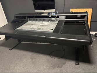 Argassi  Table 700 obo