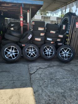 Jeep Wrangler 4xe 20 inch Wheels with Nexen Tires