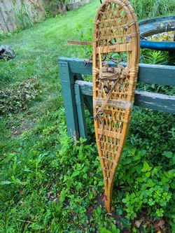 Snow shoe trackers