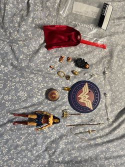 Mezco Wonder Woman