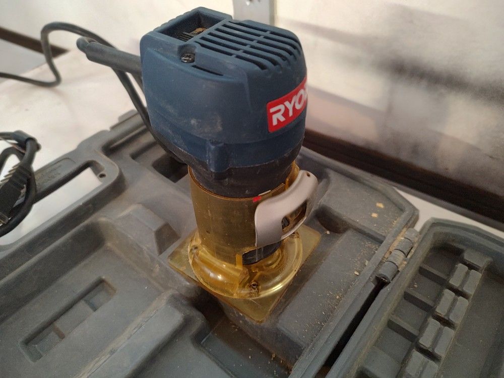 Trim Router
