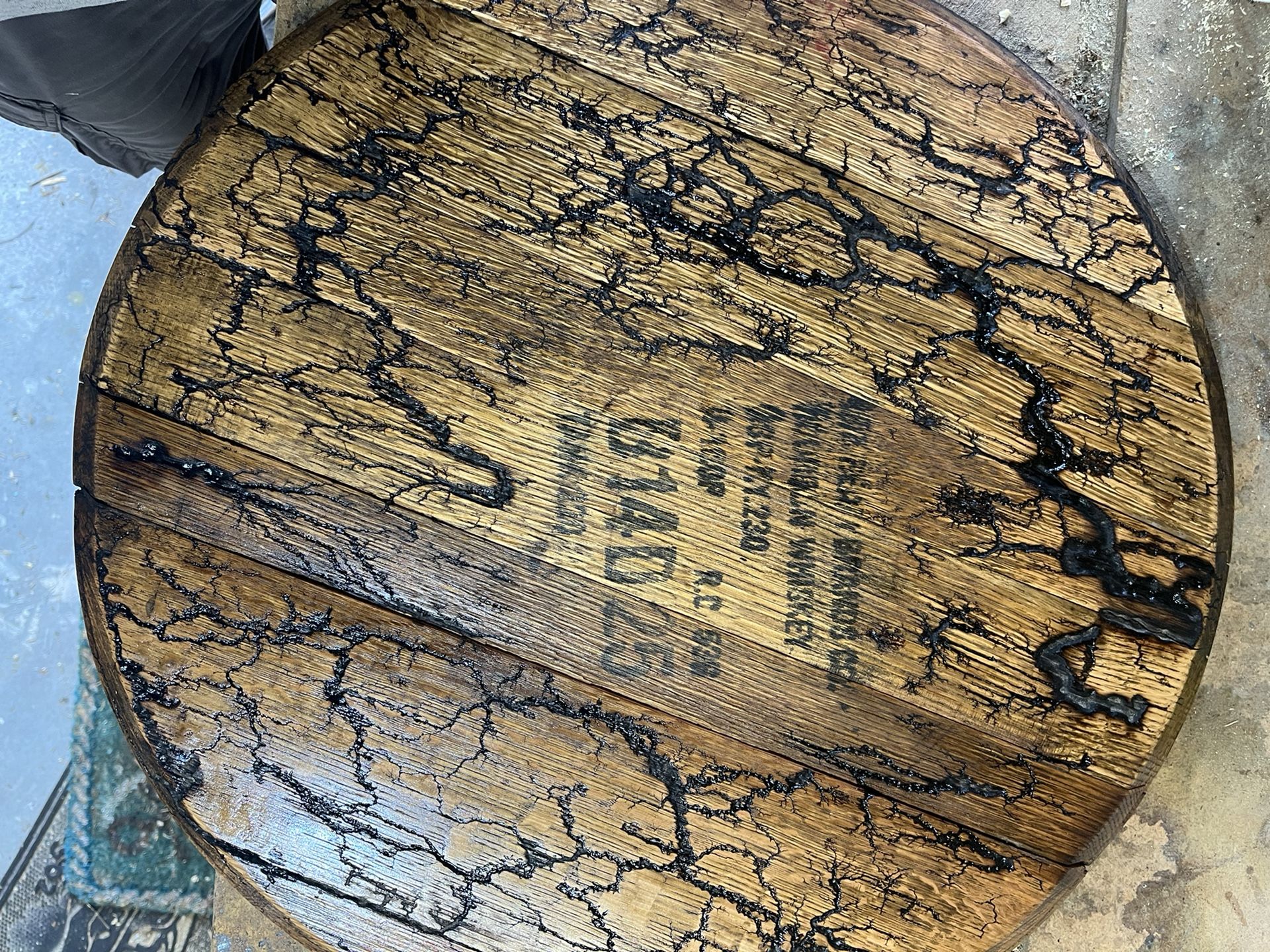 Original Jim Beam Barrel Top (aged       Whiskey   In Barrel For 8  Years .  2  Rounds  4 Years Each Round)