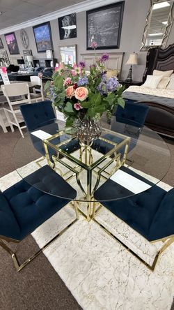 5 PC DINING TABLE