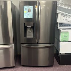 Refrigerator Black Stainless 36” In New Open Box Scratch And Dents Free Delivery 