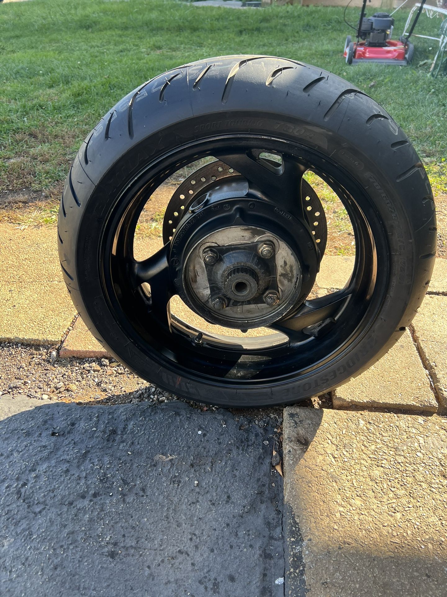 Motorcycle Rim and Tire 170/60ZR17M/C  (72 W)