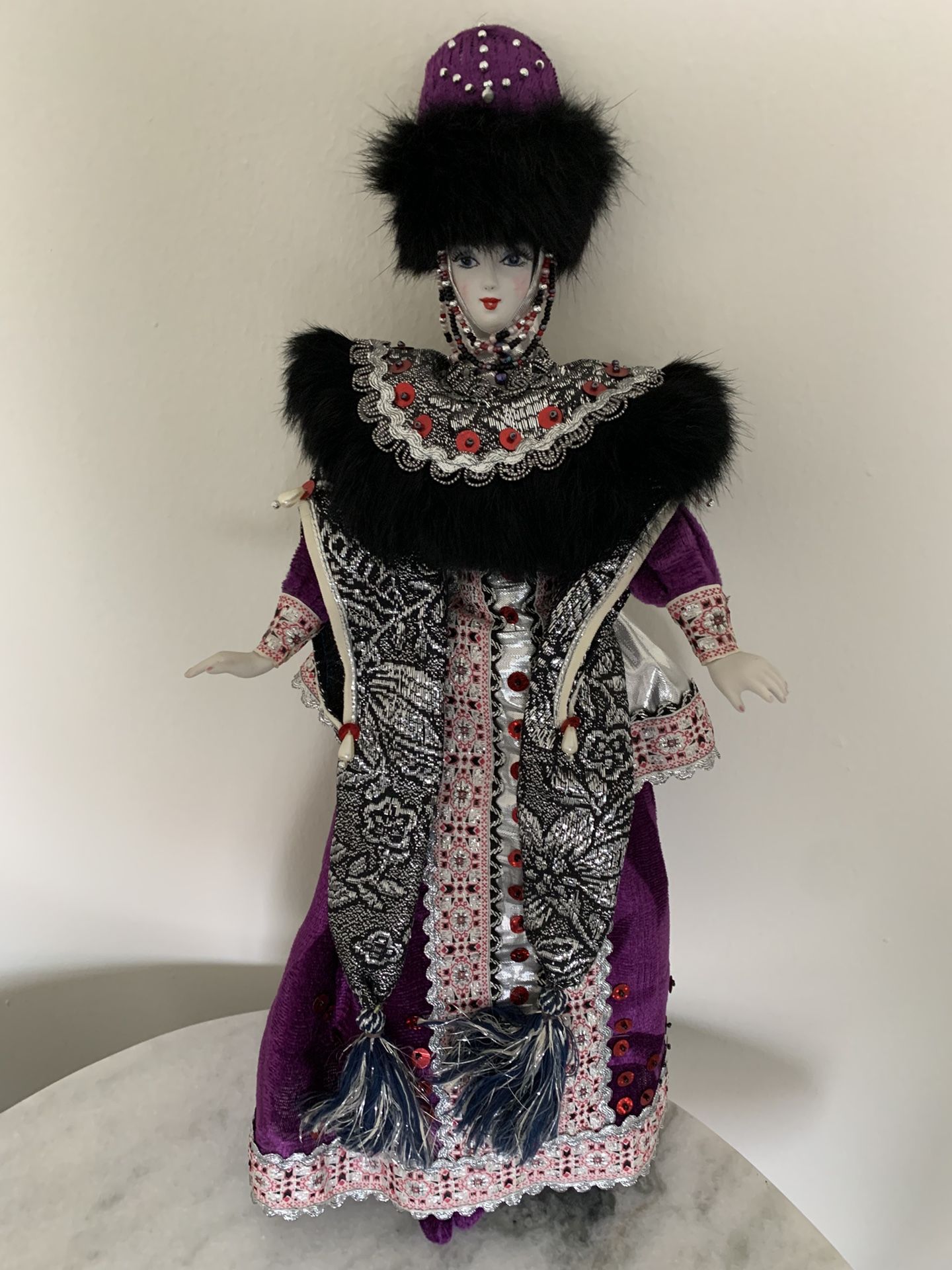 Elegant Porcelain Collectible Doll – Intricate Traditional Dress – Excellent Condition