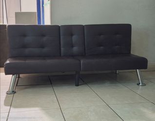 Sofá cama plegable de cuero tipo futón ajustable para sala de estar, marco de acero inoxidable y pies con 2 portavasos, reposabrazos extraíbles de cap