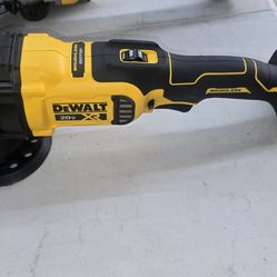 LIKE NEW DEWALT ORBITAL POLISHER 200$ RETAILS 360$