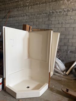 BRAND NEW Neo-Angle Corner 1-Piece Shower Stall / Ducha de Esquina Nueva