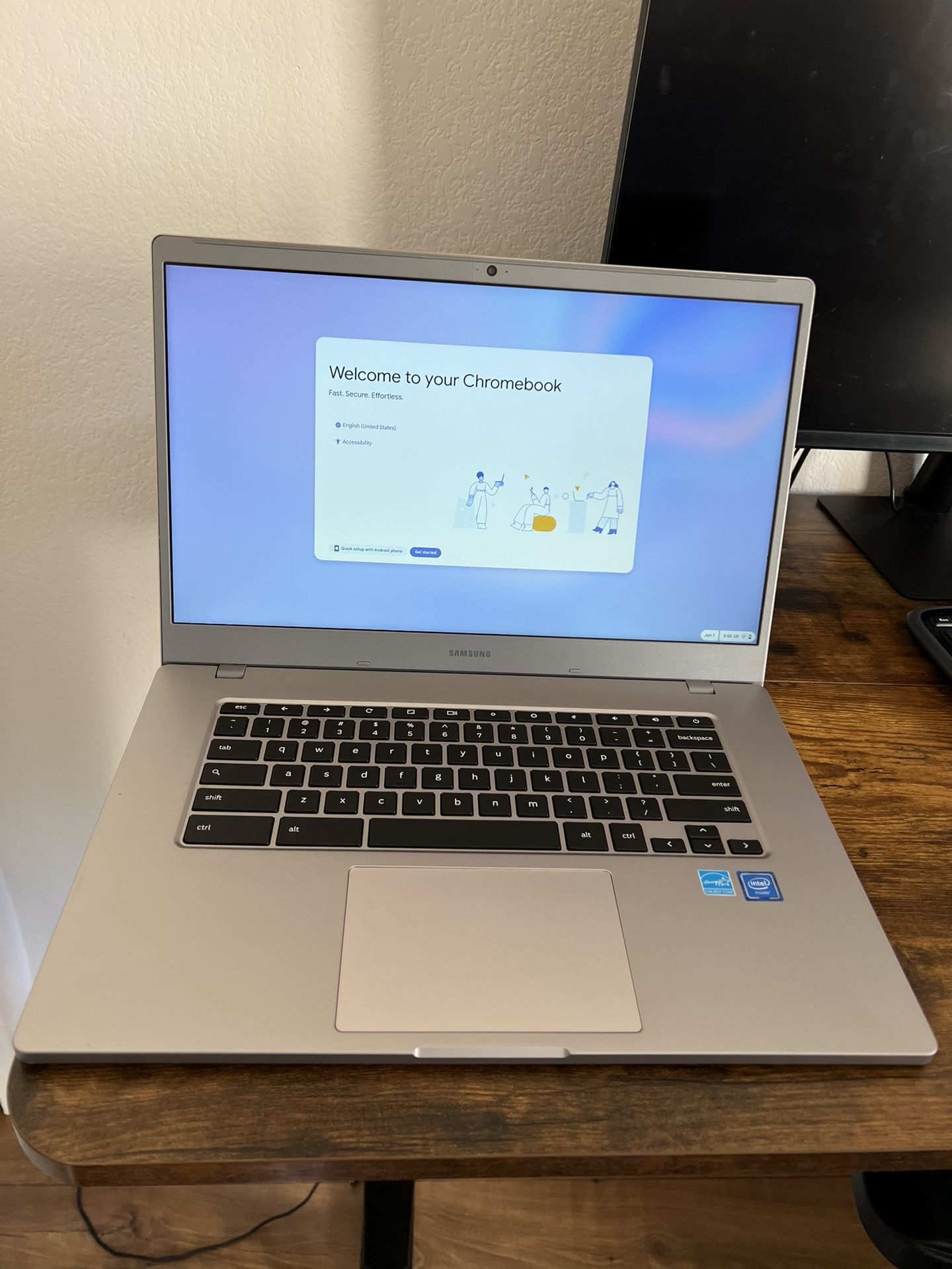 Samsung Chromebook 4+ 15.6” – Great Condition – w/ Charger