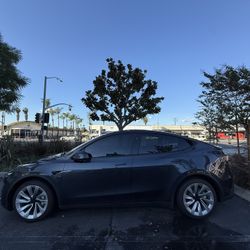 Tesla Model Y Juniper Helix 2.0 Wheels