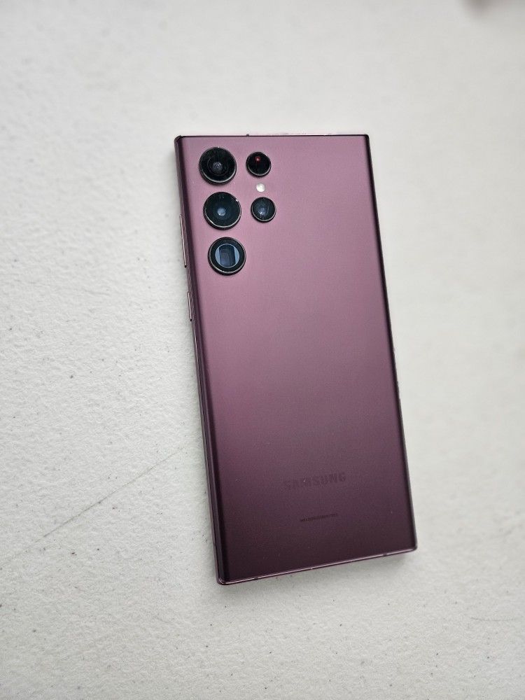 Samsung Galaxy S22 ULTRA 5G 512 GB UNLOCKED COLOR BLACK WORK VERY WELL GOOD CONDITION