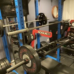 Rogue Fitness Brand Olympic 35 Lb C-70 Shorty Barbell