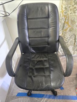 Black Leather Office Chair with Armrests