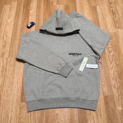🔥 FEAR OF GOD ESSENTIALS HOODIE – DARK OATMEAL – SIZE XL (NEW)