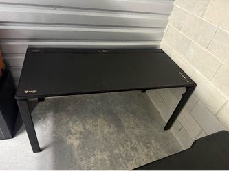 Secretlab MAGNUS Gaming Desk – Black – Premium Metal Desk