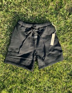 Fear of God Essentials Sweat Shorts - Black (Size M)