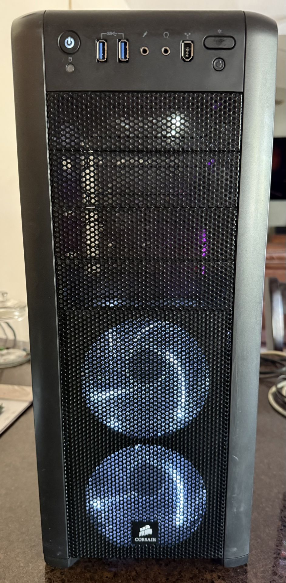 Intel Core i7 7700K, 32GB Memory, RTX 2060 Graphics Gaming PC