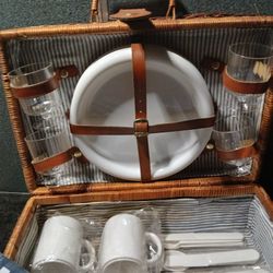 Complete Vintage Picnic Basket Set